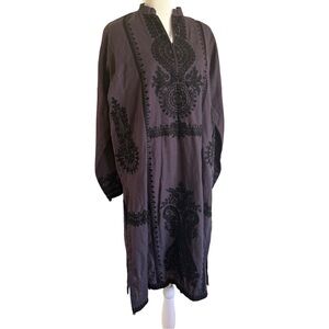 MARIA B kameez Women’s Purple Linen Cotton Tunic With Side Slits Embroidered